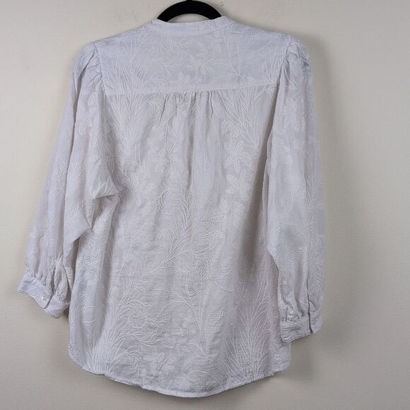 J. McLaughlin White Embroidered Floral Button Front Blouse 3/4 Length Sleeves - Picture 7 of 9